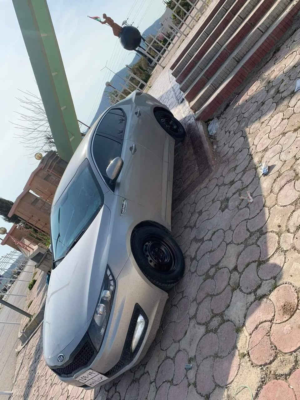 کیا ئۆپتیما بۆ فرۆشتن مۆدێل ٢٠١٢ سبوغ حیزام پشتو پیشی کەپسە مواسەفات عادی ٣ گێر سپۆرت عادی ئۆتۆماتیک پەرەشوتی نەتەقیوە . مەکینە ٢٤ DHOCH  مەرغوب جام کارەبای ئیکۆ تەبرید مەرکەزی شاشە ئایپاد ئاوێنە کارەبای سەیارەکە هەیکەلو ناوی خاوینە رەقەم سلێمانی سەنەوی ساڵیکە بەسەرچوە بەشەرتی بەناو کردن دینگەی لای سەکنی ژوری پی دی ئاڕە. نرخی ٨٨ کەمیک معامەلە بۆ کڕین تەنها وەلامی تێلو نامەی وەتس ئەپ ئەدەمەوە سەیارەکە لەهەولێرە.
*********** أربيل, العراق
