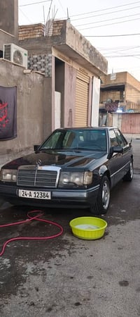 مرسدس موديل1992 مكينة ففتي 3000جديد غرفة جديدة سيارة جديدة معنة كلمة ف...