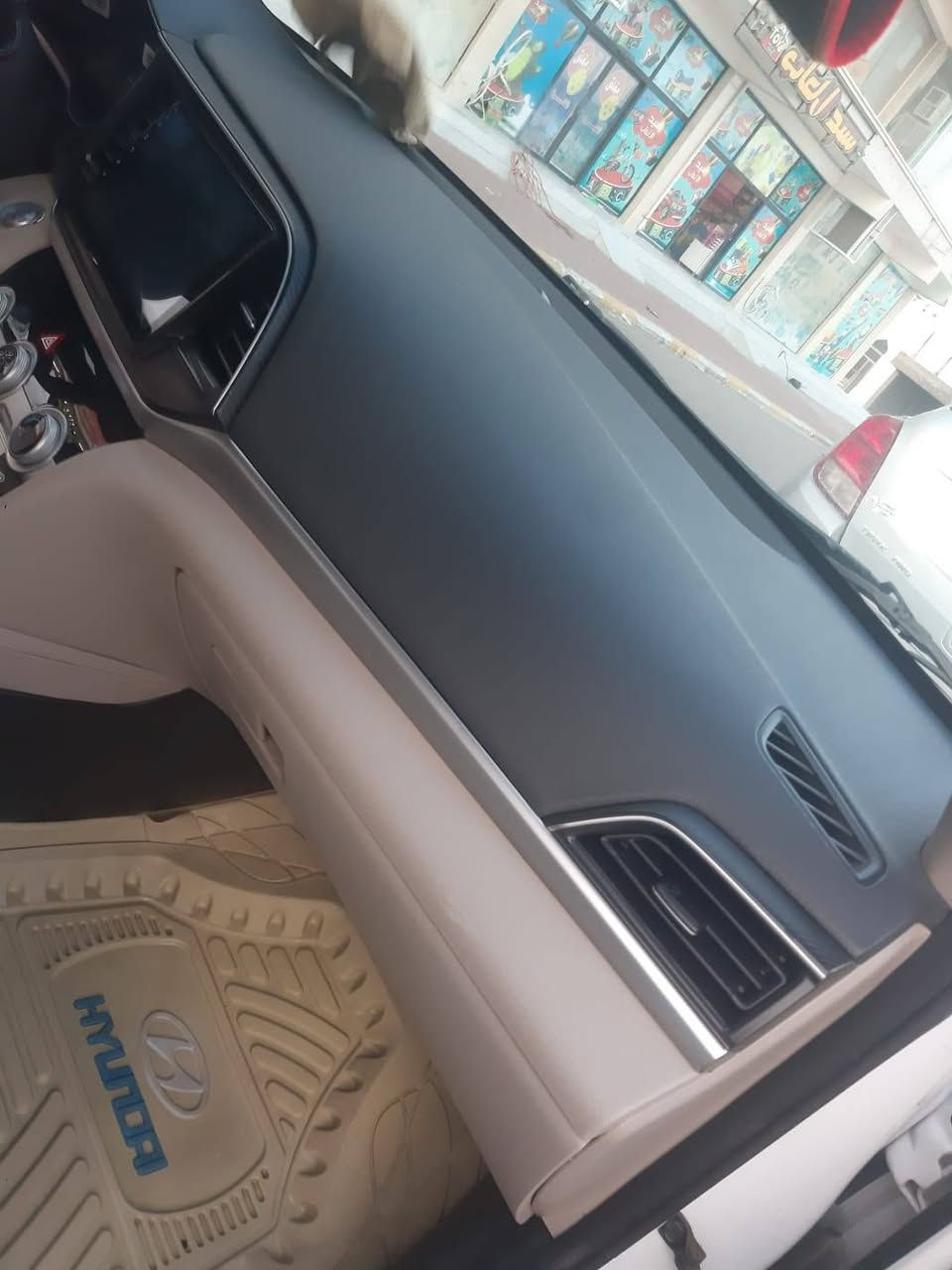 النترا خليجي موديل ٢٠٢٠ رقم بغداد مشروع وطني فول مواصفات فتحة بصمه مري شفط وترحيب  ماشية ٥٦ الف بالتقسيط السعر ٢٠٠ يدفع مقدمة حسب الاتفاق والباقي بالشهر حسب الاتفاق وترهم بالنقد وبسعر اقل كاش أو دفعتين للاستفسار الاتصال على الأرقام التاليه *********** / ***********
