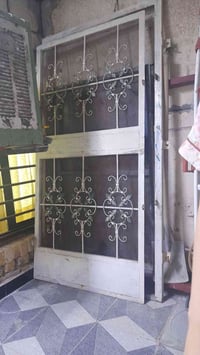 باب مانع حشرات • ٢٢٠×١١٠ • ١٦٠×١٥٠