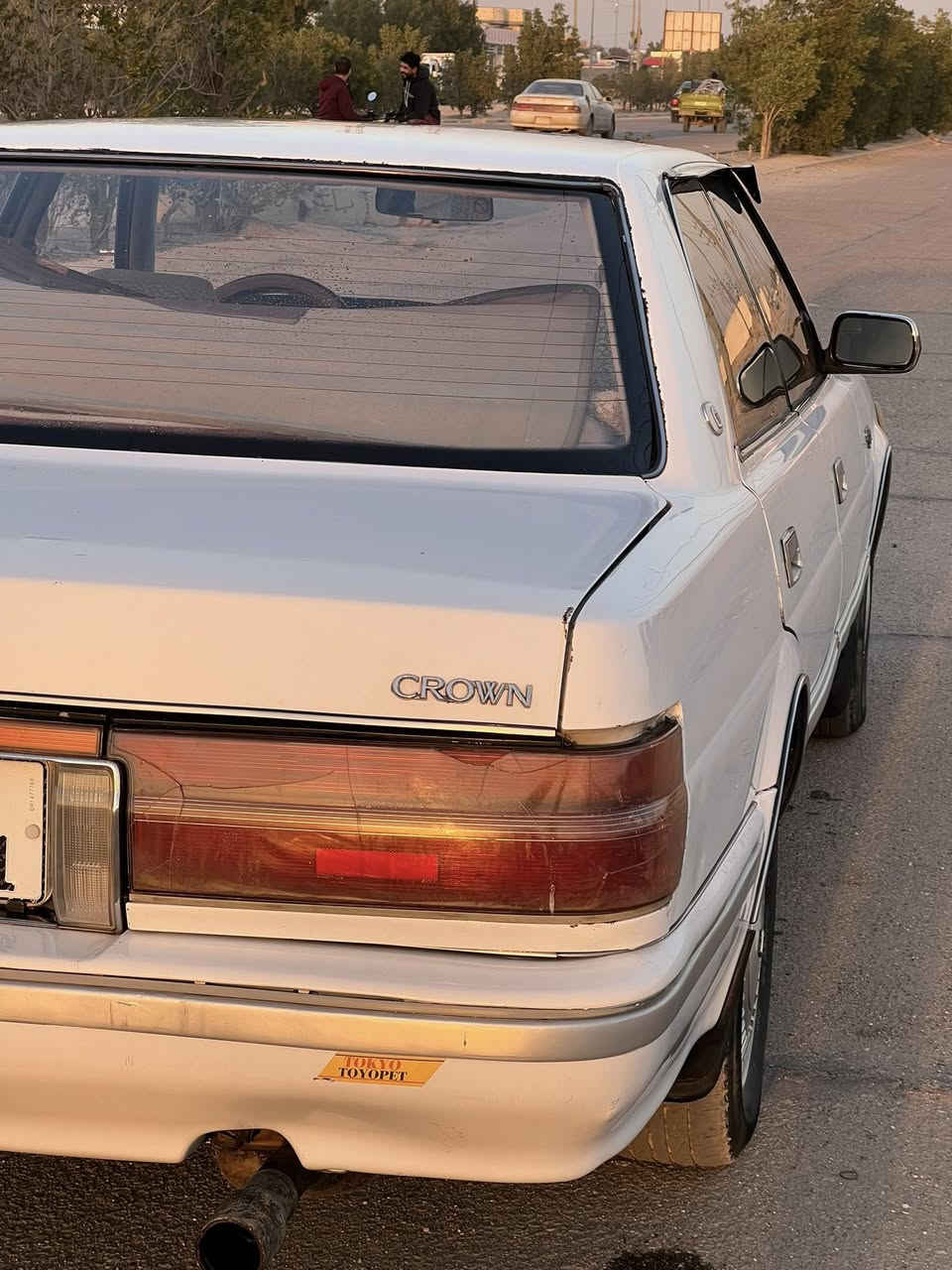 السلام عليكم..

” (Toyota Crown)،نوع السياره 
هارتوب مكفوله من الضربه والصبغ والتبديل گير مكينه 2.5 جدد حداديه 90‎%‎ وقم جديد بأسمي تحويل ثاني يوم ، سياره حلوه وحديده سعر 55$ وبيه مجال بسيط 
مكلف بالنشر 
الصالحي الصالحي
رقم ***********
واتساب
