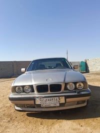 بي ام ٥٣٥ • ١٩٩٠ • الكير واكف