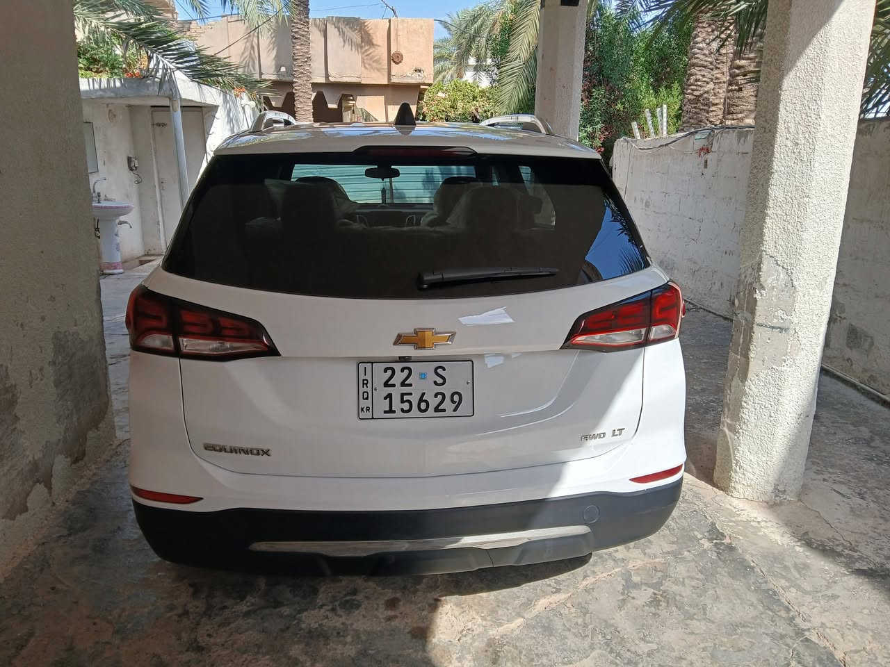 سلام عليكم لسيارة شوفر كوينكس موديل 23مابيهة حادث بس لدعامية ولباقي كفالة موصفات معروفة بدون صبغ ولا تبديل والة شخوط ماشية 55الف مكان بغداد لتاجي ***********بي وساب اذا اكو مراوس او ابيع تروفوس عادي سعر 190 بيهة مجال
