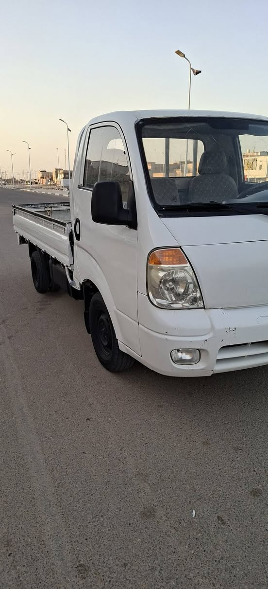 سلام عليكم كيه بنكو للبيع رقم البصره مشروع وطني تحويل مباشر مكينه وكيري جديدي 2700 حداديه جديده طخم تاير كهربائيات شغاله كله شاصي مكفوله رقم شاصي واضح المكان البصره السعر 68 رقم الهاتف ***********
