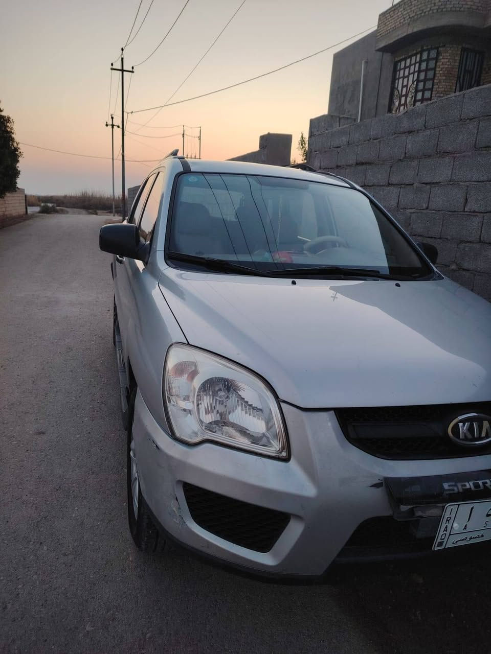 سيارة سبورتج كفاله عامه واسط خصوصي مكانها واسط السعر وباقي المعلومات الاتصال على الرقم  ‏‪0770 075 8181‬‏

