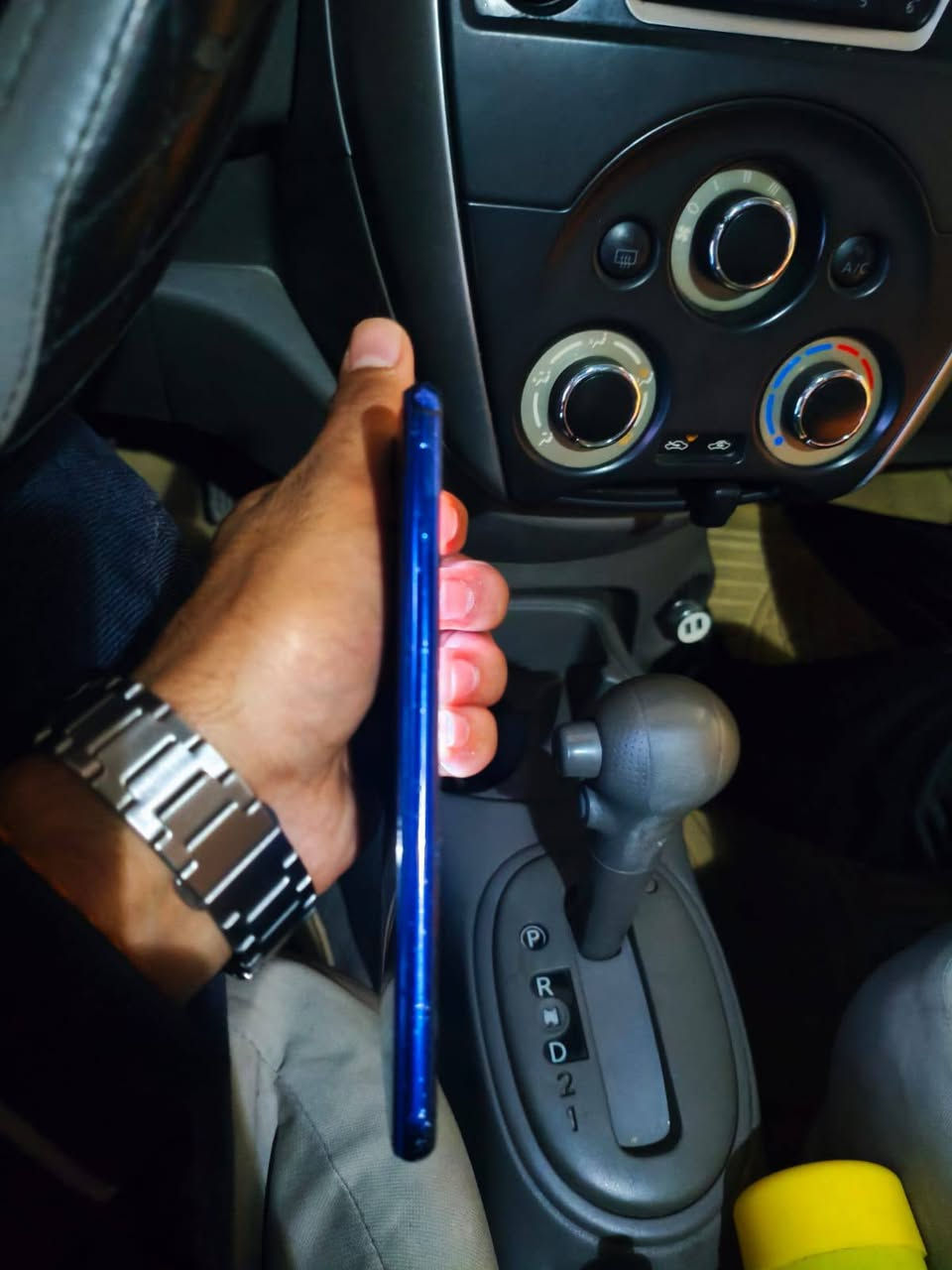 السلام عليكم جهاز هونر 20 سناب دراكون مال العاب جهاز نضافه فول ذاكرة 128 مبدل بس شاشه اصليه وكاله السعر 135 و بي مجال بصيط بس بيع مكاني فلوجه
*********** هاذه بي واتساب 

***********هاذه بي واتساب و اتصال على الخط
