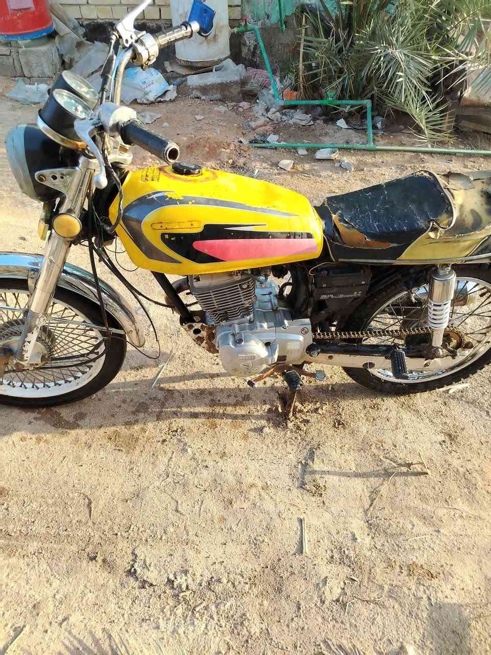 دراجه كلك البيع سعر 225 مكينه ما مفتوحه ***********
