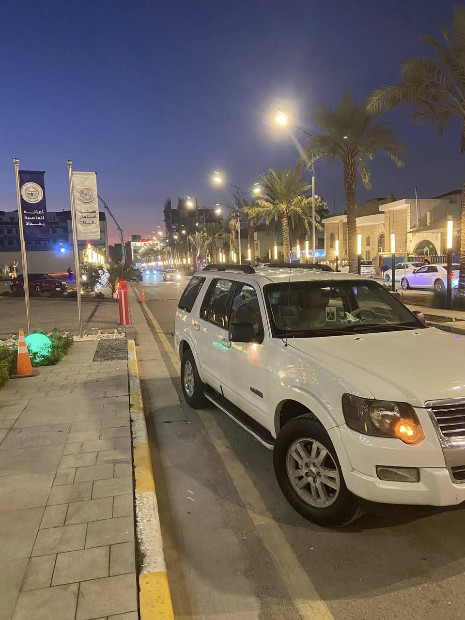 بيع مستعجل
فورد اكسبلور موديل ٢٠٠٨
سيارة نضيفه جدا وكاله نيفا
 محرك 4000 v6
7ركب ٣قطع تبريد 
رقم بغداد بسمي مكاني بغداد اليرموك 
السعر 100ورقه للستفسار ***********
