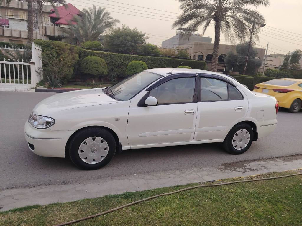 السلام عليكم حبايب
نيسان صني ياباني اصلي 2008
محرك قبغ اسود المرغوب
صبغ قطعه وحده والسونار مرفق بالصور
الباقي كفاله مابيها اي نقص
كير ومحرك جدد
تخم تاير جديد
صدر أمامي وخلفي جديد
تبريد ثلج
السياره كامله شغل واطلع دينار متحتاج مصرف
السعر 97 او مراوس حسب القناعه 
مكاني بغداد حي الجامعه ت***********
التواصل واتس اب او اتصال ماسنجر قليل افتح بغداد, العراق
