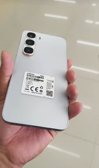 انفنكس هوت 60 برو • مراوس ايفون • نادر الاستخدام