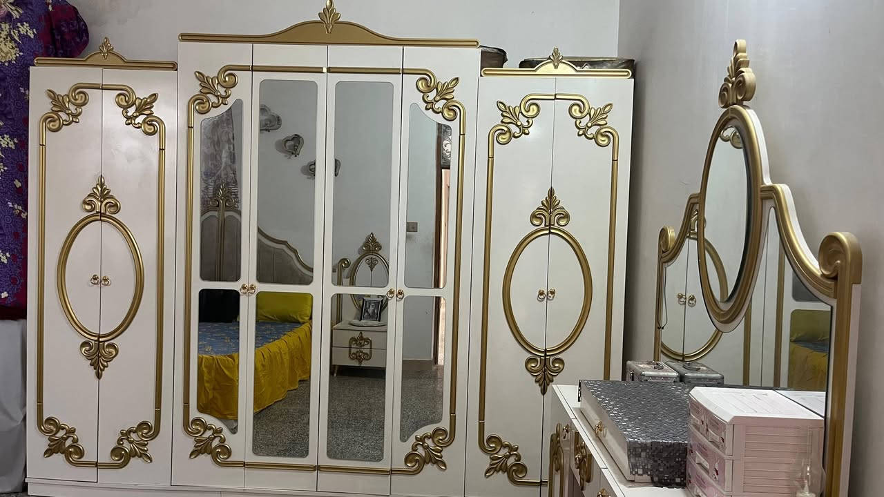 غرفة تركية للبيع استخدام قليل ونظيفه كما مبين في الصور سعرها مليون وبيها مجال المراسلة على الخاص


**إذا كنت صاحب هذا الإعلان وتريد حذفه لأي سبب، رجاءا أرسل رسالة إلى الدعم الفني**
