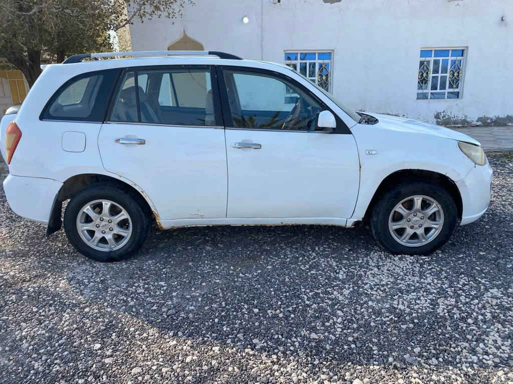 السلام عليكم
تيكو للبيع موديل 2012 شكل ١٣

رقم قادسيه انكليزي سنويه ل٣١

كير مكينه جاهزات

تبريد ثلج

تدفئه شغاله 

كهربائيات كلها شغاله شرط

سنتر لك تقفيل شغال

جاهزه السياره

السعر ٤٥ وبيها مجال للشراي

مكانها الديوانيه

***********
