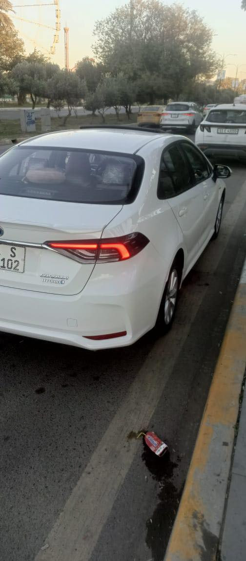 السلام عليكم
كورلا هايبرد موديل 23 
الوجبه الاولى العلامة الزركه 
السيارة مكفولة ماعدا رصعتين بس والباقي مكفول 
السيارة بعدها على وضع الشركة 
المواصفات فول 
بصمه 
فتحه 
رادار 
الداخل لونين جلد 
السيارة ماشية 35 
السعر 147$ وبي مجال قليل 
رقم وهزه جديد بااسمي تحويل ثاني يوم  
للاستفسار اكثر اتصل ع الرقم 
***********
