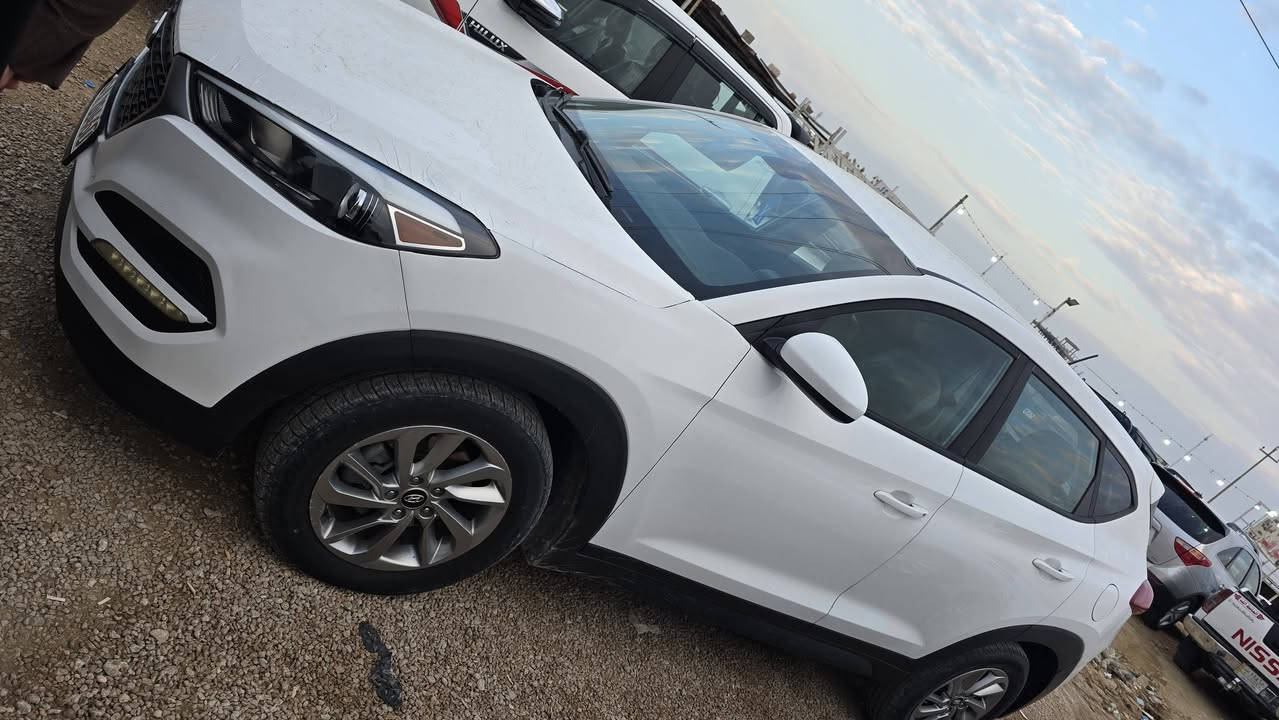 سلام عليكم للبيع موديل 2018 بيه صبغ بنيد وشبر بل جاملق سعرسياره 155وبيه مجال مكاني الرمادي تصال ***********
