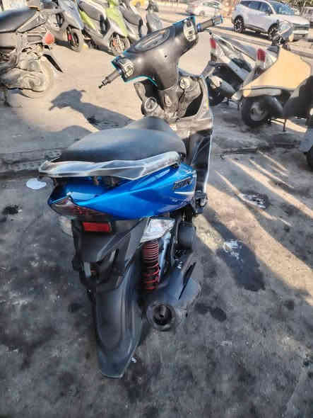 سلام عليكم
دراجة نوع: GTR
كامله نقصها فقط ستان و اشاره امامي فقط جامه 
شاشة الدشبول شغاله 3 الوان بَـس تحتاج تصليح 
+ الدراجة مبدل بيها زنجيل اللّٰـه شاهد عليه 
المكان: مدينة الصدر 
الهاتف: ***********
السعر: 750 + بيها مجال
