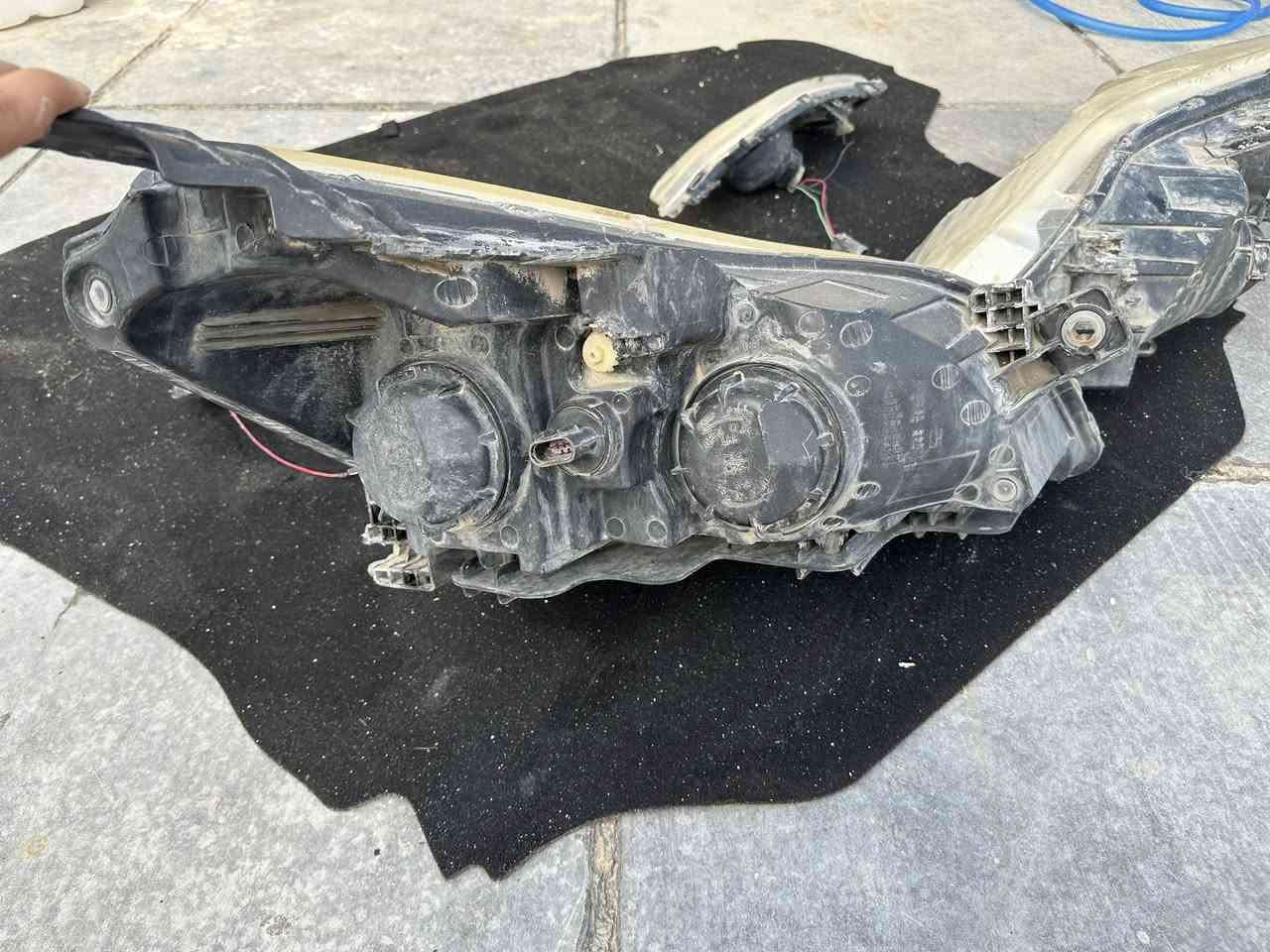 لايتات شوفرليت ترافس قيم وخذ
مكاني بغداد رقم ***********
