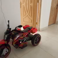 دراجة كهربائية • استعمال قليل • شارع ٦٠