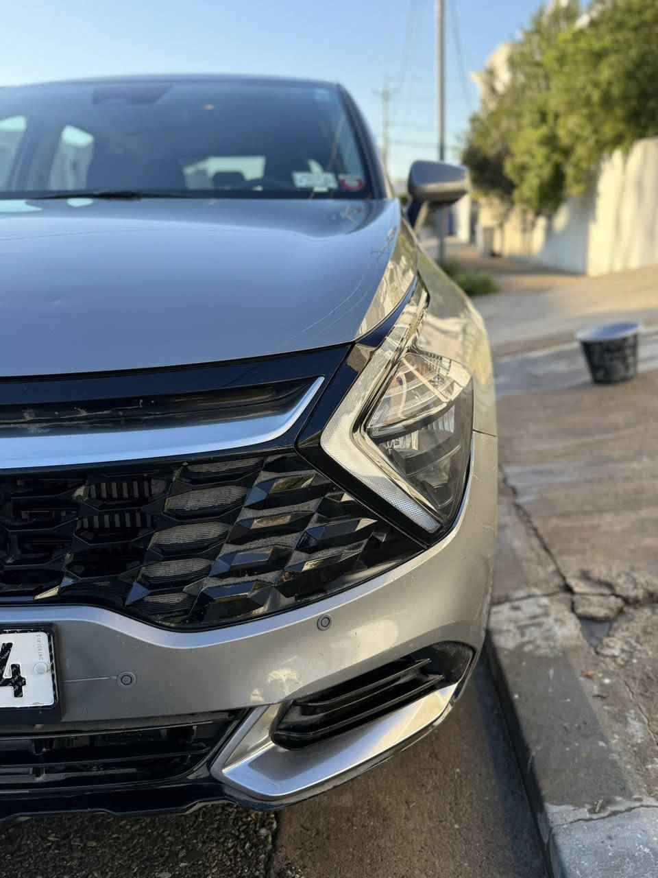 168$
سبورتج هايبرد 2023 HEV

نظام الثبات الإلكتروني ESC

 مانع انزلاق

 حساسات أمامية وخلفية

 كاميرا خلفية

 نظام المحافظة على المسار

 فرامل طوارئ تلقائي

محرك 1.6 لتر تيربو بنزين

 مع محرك كهربائي (هايبرد)

 القوة الكلية تقريبًا 226 حصان

 ناقل حركة أوتوماتيك 6 سرعات

السيارة ماشية 30,000 

صور الحادث مرفوقة

رقم بغداد انكليزي دولي بأسمي

هزة وسنوية جديدة

سيارة جاهزة للاخير بدون نقص

تفاصيل كاملة منشورة

مكان السيارة / الكوت

***********

***********
