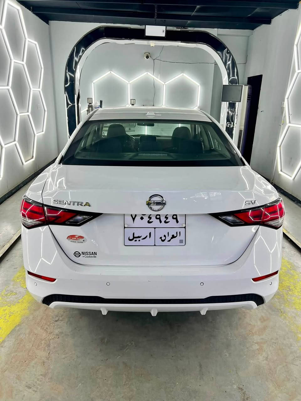 السلام عليكم نيسان سنترا أمريكي  رقم أربيل 2020بيها قطعتين صبغ باب وجاملغ  خلفي بدون ايرباك ماشيه 54الف كير مكينه تبريد كله مكفول مكان السياره بغداد رايدها 120$وبيها مجال 
للاستفسار 
***********

