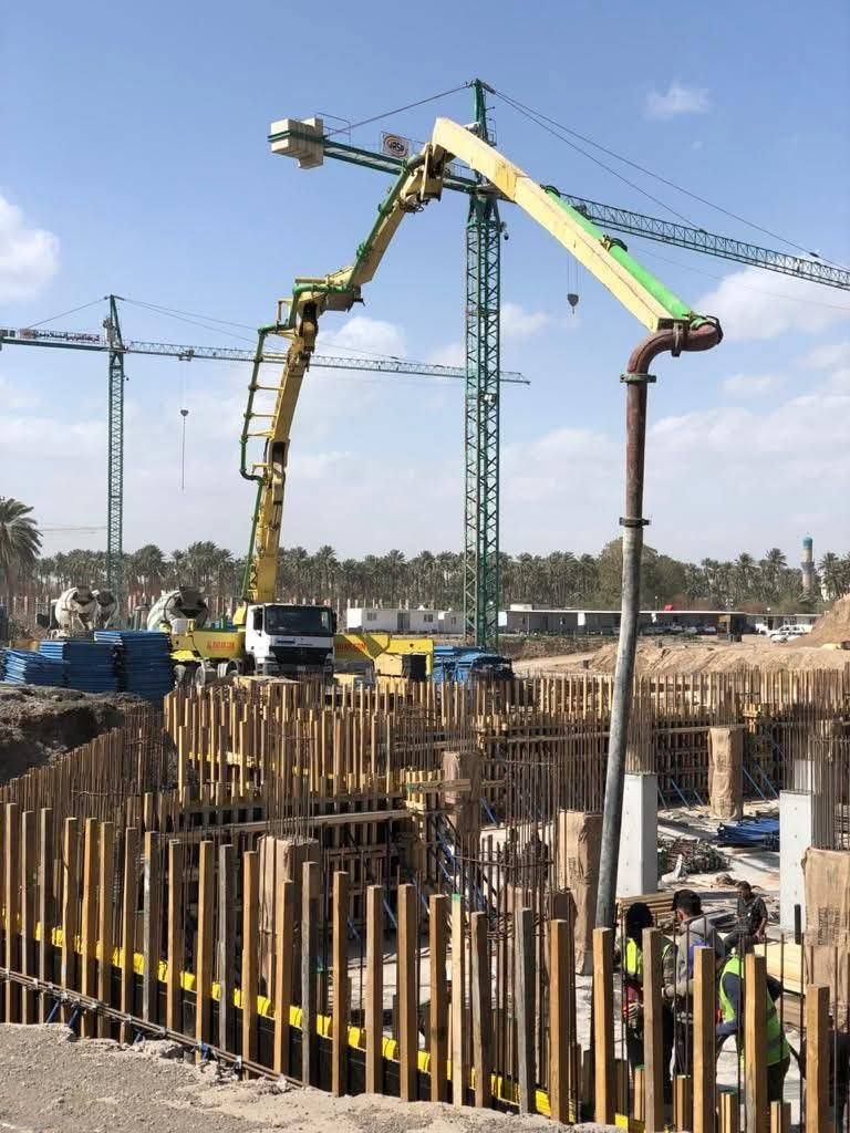 تتواصل شركتنا مع جميع المواطنين والزبائن الكرام لتوفير مادة الكونكريت الجاهز ( الجاف والرطب ) في جميع مناطق محافظة البصرة  وعلى مدار 24 ساعة
مستعدون لتجهيز الكونكريت بكافة انواعه(c45.c40.c35.c30.c25.c20)

 🔴 اهم مواصفات الكونكريت لدينا:  
1-جميع المواد ( الحصى والرمل والاسمنت )ناجح في الفحص المختبري .
2- الماء المستخدم في الخلط RO وخاضع للفحص .
3- المواد المضافه تكون حسب الطلب ومستورده من اوربا .
4- الخلط الرطب يتم بخلاطه سيكوما(sicoma) الايطاليه .
5-معاملنا فوول اوتاماتيك .

▪️قدرة انتاجية اكثر من 180 متر مكعب  في الساعة
▪️ الانتاج والاشراف من قبل كادر هندسي من ذوي الخبره

يتوفر لدينا اسطول متكامل من الاليات والمعدات التخصصية الحديثة 

التواصل ***********
