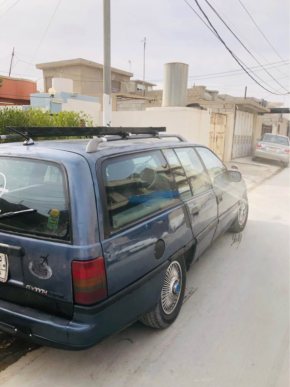 اوبل اومیکا 
مودیل89رقم کرکوک مشروع وطني لغایە 2027 شرط تحویل و وکالە محرک ٢٠بلادی کیر محرک نظیف کیر عادي سقف سلایت صدر بشرط  سعر22ورقە 

***********
***********

کرکوک رحیم اوا كركوك, العراق
