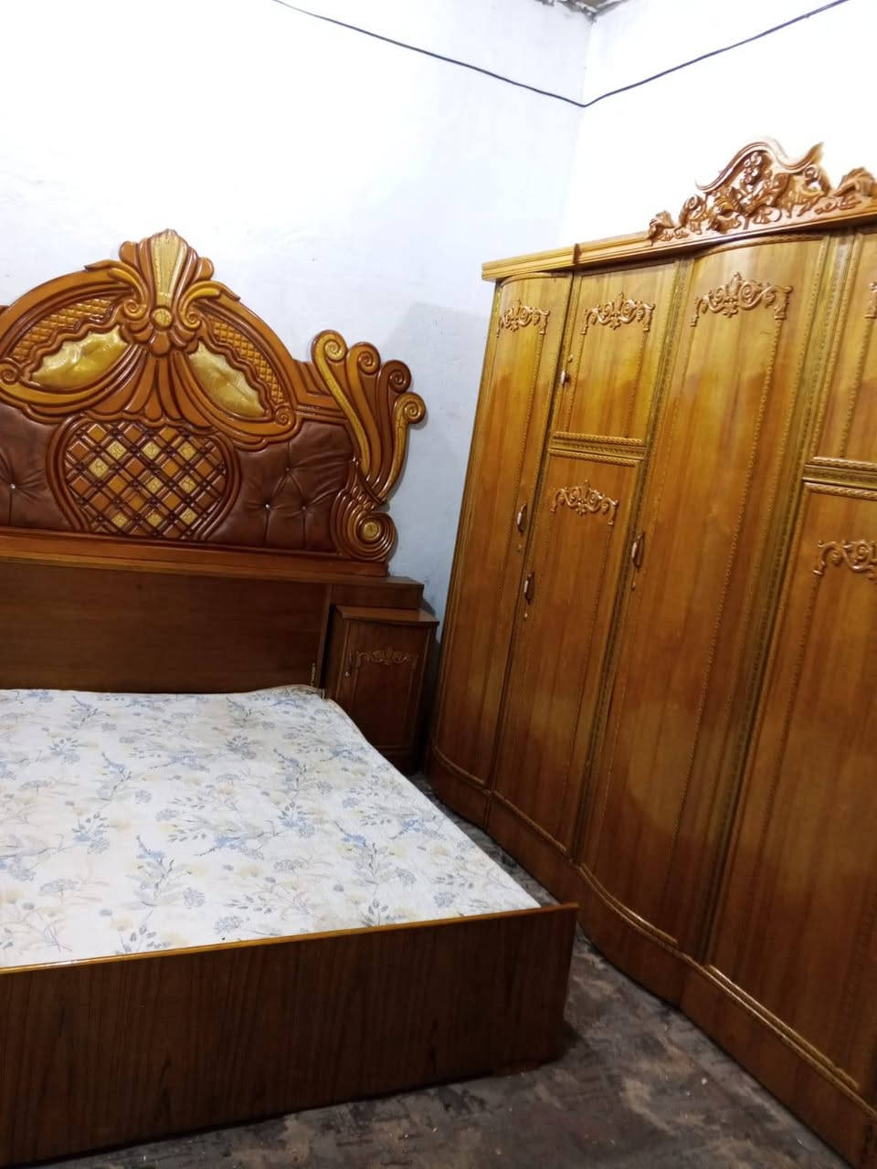 650غرفه نزاكه خمس ابواب صاج  زاويه كنتوريه اخت الجديده مال عرسان بغداد الحسينيه مال الراشديه وعندي توصيل ***********
650غرفه نزاكه خمس ابواب صاج  زاويه كنتوريه اخت الجديده مال عرسان بغداد الحسينيه مال الراشديه وعندي توصيل ***********
