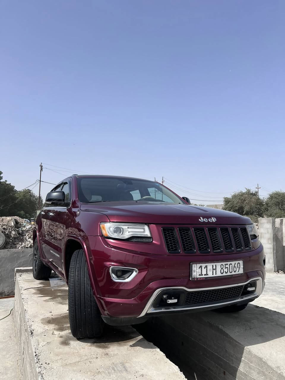 سلام عليكم
للبيع Jeep مويل 2016 فول مواصفات
فئه السياره Overland اعلى مواصفات السياره عليها
ادامه كامله من تخم تاير حداديه منظومه بانزين 
جاهزه بفضل الله مابيها اي نقص 
سياره معروضه ب 21 $ الف دولار
عداد المسافه المقطوعه 81565 mi
للاستفسار اكثر الاتصال/***********
عنوان/بابل حله حي الجزائر
