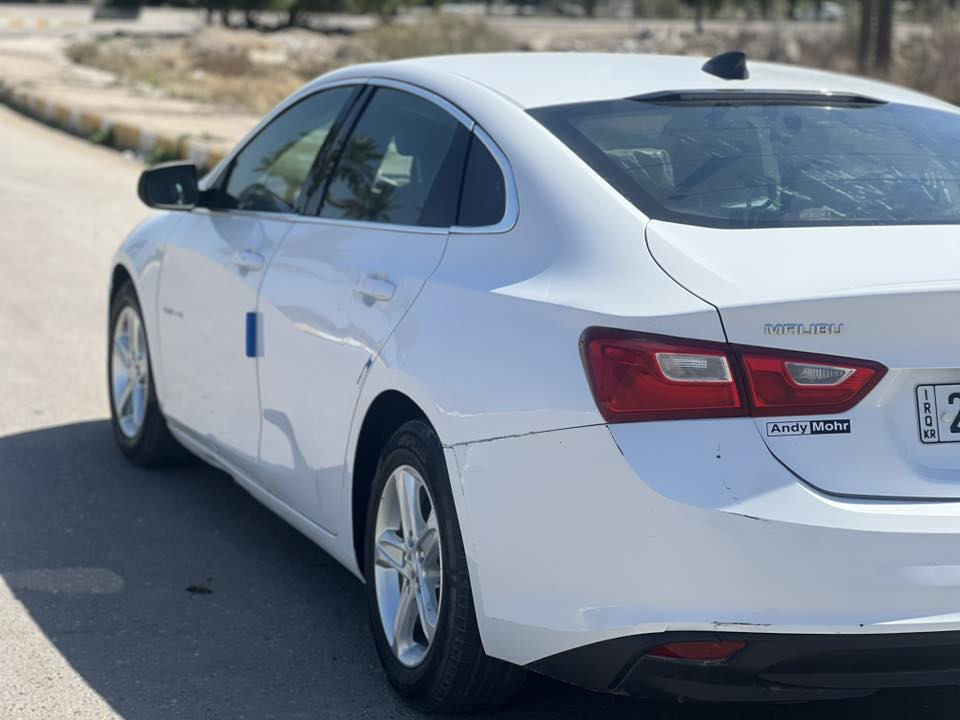 للبيع ماليبو
مديل:2022
الون:ابيض
رقم:اربيل  باسمي
ا
عداد مسافه:٦٢الف كم
وارد:امريكي
حادث امريكا: جاملغ سايق وبالعراق صار بيها جاملغ خلف السايق عل البارد رجع

موصفات:

بصمة تشغيل وبصمة أبواب وبصمة جنطة- تشغيل عن بعد  
 محرك 4 سلندر 1500 تيربو على وضع شركة  
- لد  LED نهاري اوتو + لايت عدسه
- مثبت سرعة 
- حساس اطارات -حساس خلفي بلادي مع إمكانية إطفاء الحساس  
- كير اوتو وعادي
شاشة اعطال بالدشبول  مانع تزحلق ABS 
اوتو ستوب  مع إمكانية إطفاء
***********
