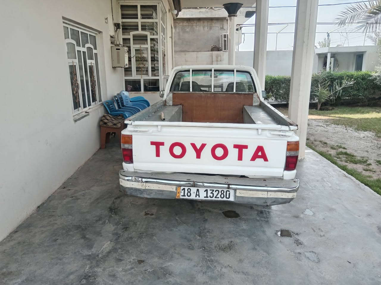 سلام وعليكم بيكم تيوتة للبيع موديل 88سيارة جاهسة من كلشي سنوية 31 بسمي مشروح وطني تحويل ثاني يوم السياره متعوب عليهة وماناقصهة اي شي مكان السياره ديالئ السعر48وبيهة مجال بصيط ***********
