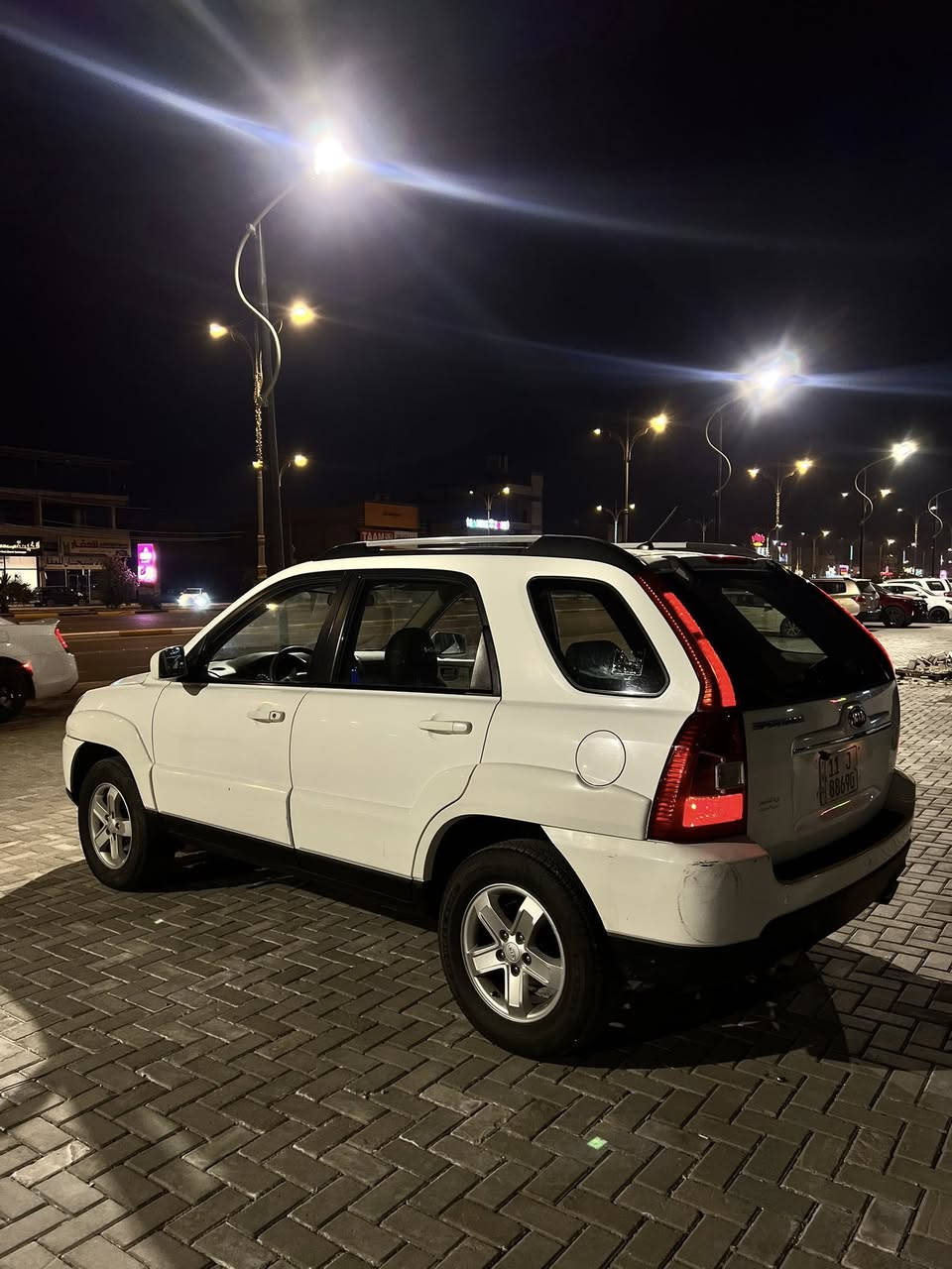 سبورتج 2009 (خليجي)
فول مواصفات 
السياره جديده وجاهزه كير محرك تبريد حداديه تخم تاير نضيف مابيه نقص 
بيه بنيد مبدل نفس ألون فقط والباقي كفاله 
ماشيه 143Km حقيقي وقابل للزياده 
رقم بغداد بأسمنه مال بيت السياره 
مكاني كربلاء مجمع الدره السكني 
السعر ب124 وبيها مجال 
للاستفسار أكثر اتصل وخادم 

***********
