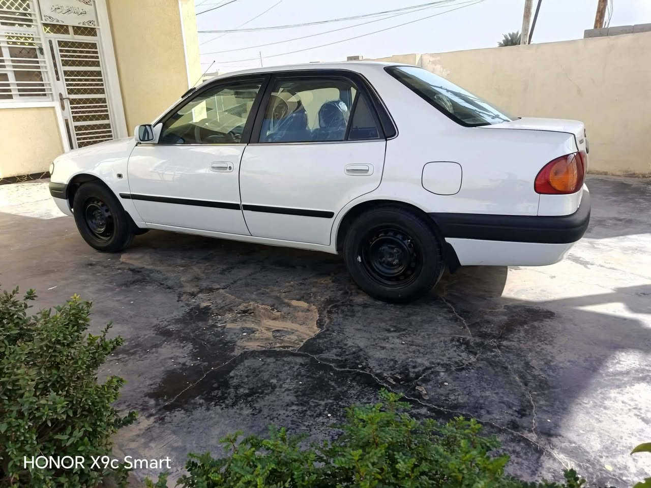 السلام عليكم
كورلا 2001

السياره جديده

بيها قطعتين رش

بدون دواخل ولا دكت جاكوج

ماشيه ٣٦٠

كير محرك تخم تاير

صدر كله جديد

تبريد ثلج

ترايك من البصره الزاخو

السياره لوك بعدها  بالخير ع ياخذها

هزه ورقام وسنويه كله جديد 

مكان بغداد

***********
*********** 

٦٣
