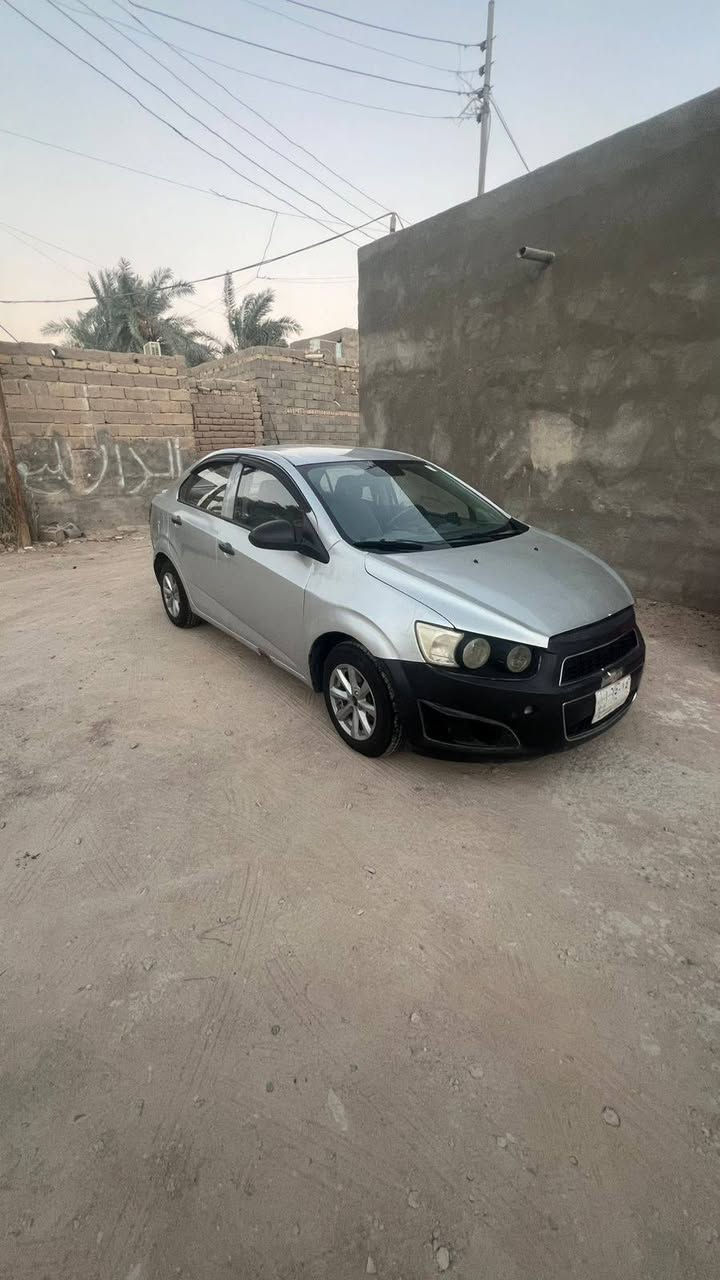 شفروليت سونك 2012 خليجي 
مستعجل علبيعة كلش 
مكينة 1600 دوش 
كير مكفول مكينة مكفولة 

سنوية 2027
بدي شوف العين 
معنرة كهرباءيات قبل اسبوع بمليون وربع 
دواخل نضيفة مكاني بصرة 
تحويل
*********** 
شراي اتصل على الخط او على الواتساب البصرة, العراق
