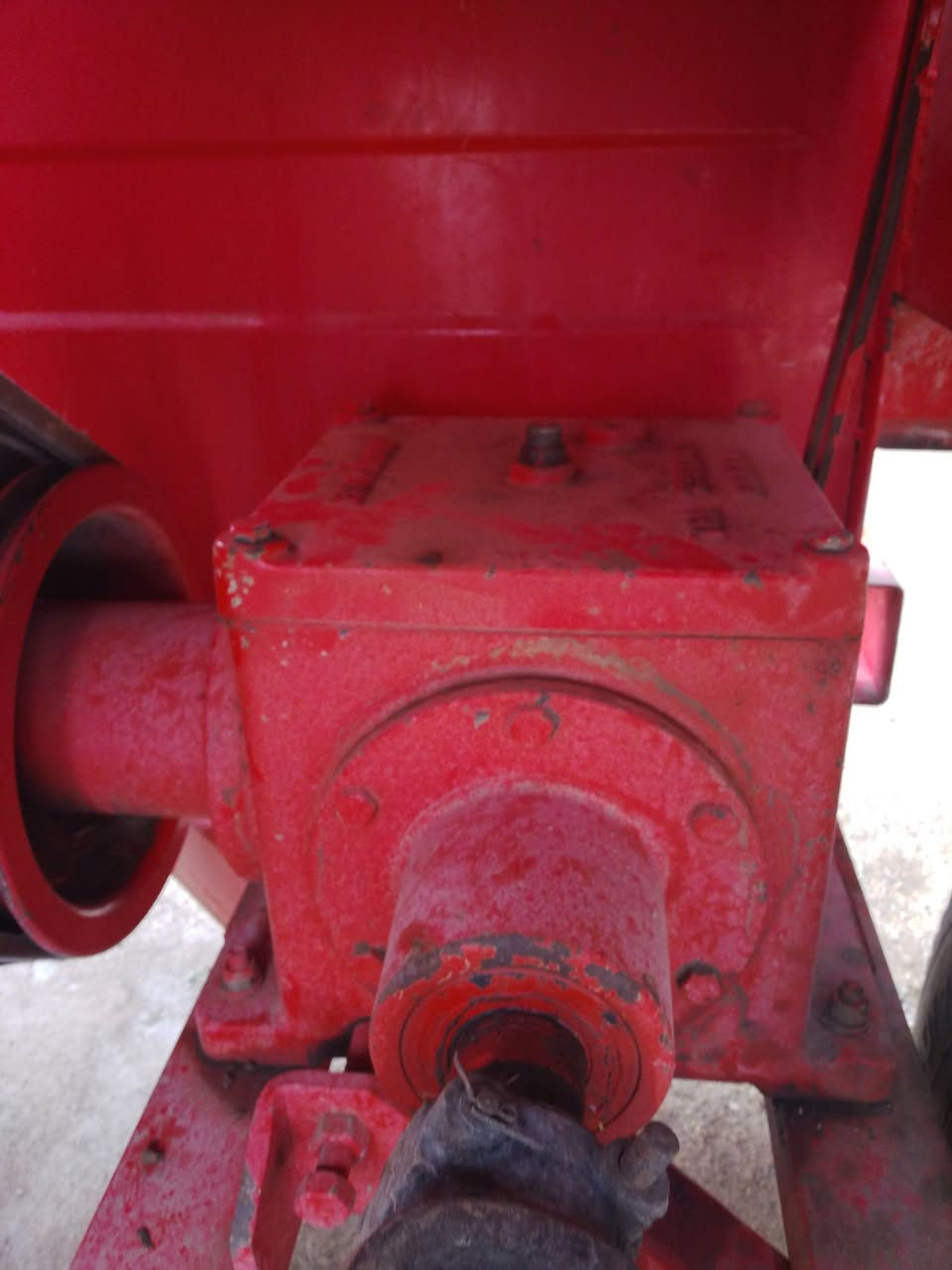 سلام عليكم عندي تبانة هارمك نضيفة هية وعرباينهة ناحيت جلولاء سعر مناسب ‏‪***********‬‏
