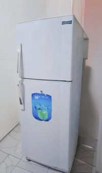 ثلاجه كونكورد لبناني حجم ٢٦قدم نضيفه وتشتغل على فحص للإستفسار الاتصال ...