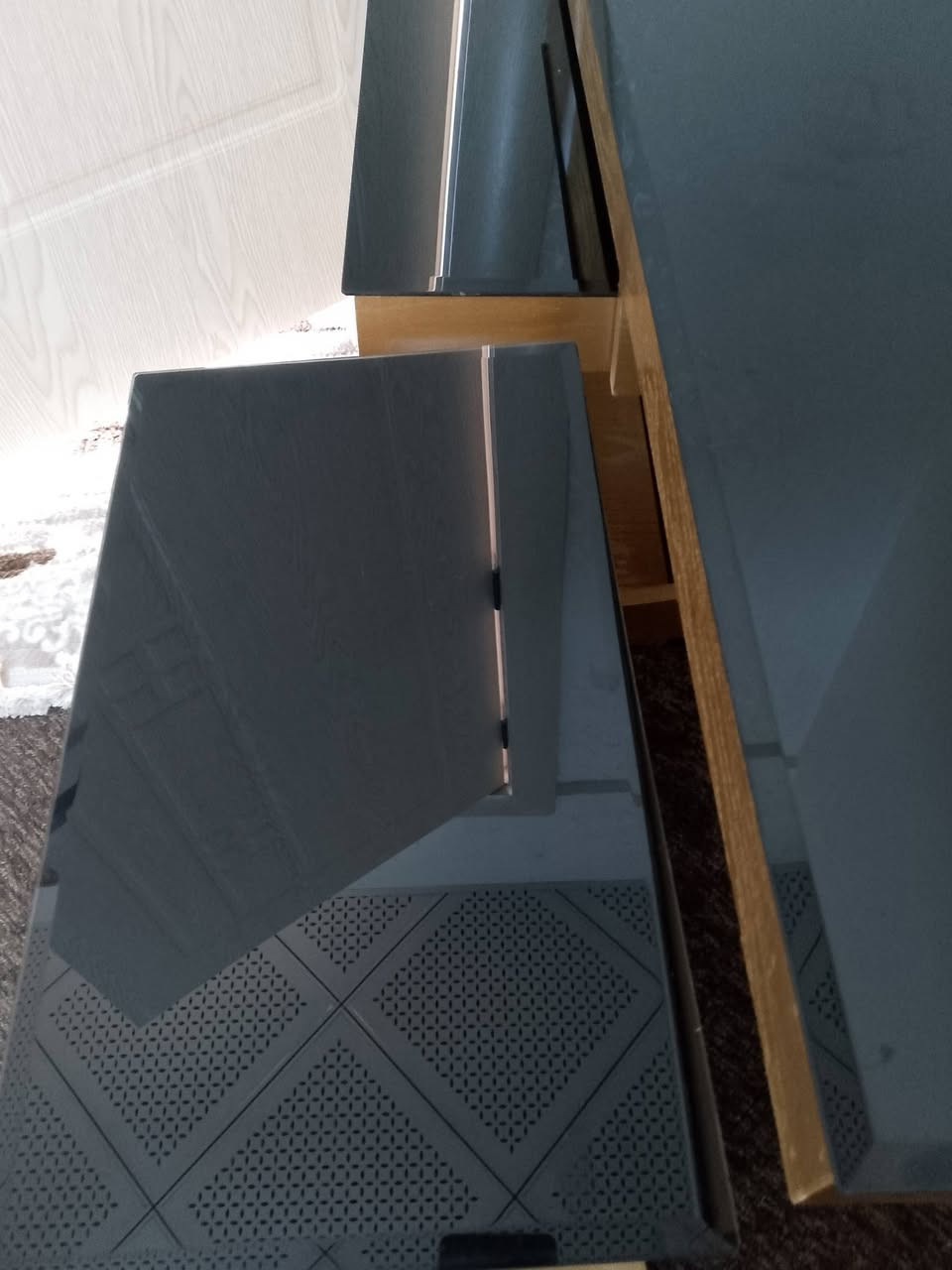 ميز واربع طبلات للبيع رجا المايشتري لا يحجز وبعدين يلغي الحجز سعر 80 الف جديد ليلة العيد اشتريتهم سبب بيع غرفه صغيره ماكو مجال لهذا جايه ابيعو


**إذا كنت صاحب هذا الإعلان وتريد حذفه لأي سبب، رجاءا أرسل رسالة إلى الدعم الفني**