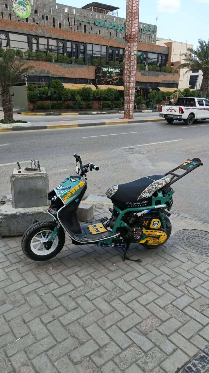 دراجه للبيع مكينه بلاد مامفتوحه مكينه ماكس ياباني دراجه سلف وهندر اي نقص مابيه شرط مكينه خرسه سعره ٥٠٠ مجاله قليل رقمي ***********
