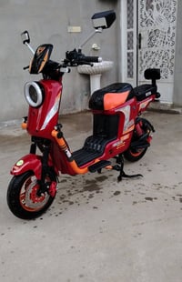 دراجة كهربائية • سرعة ٩٩ • بعقوبة