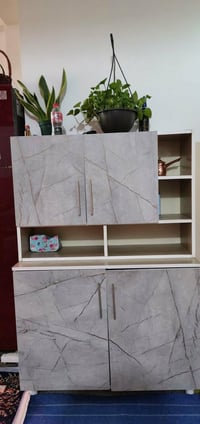 أغراض بيت • ١٠ مقاعد • ثلاجة كبيرة