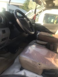 سلام عليك خوان سيارة للبيع نيسان عالي موديل 22 كير مكينه مكفولات تبريد...
