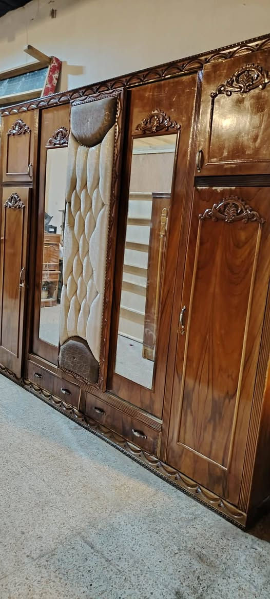 الاسعار مكتوبة اسفل الصور 
موصل الايمن


**إذا كنت صاحب هذا الإعلان وتريد حذفه لأي سبب، رجاءا أرسل رسالة إلى الدعم الفني**