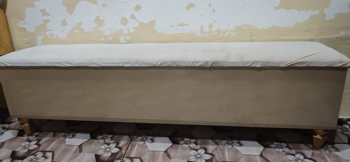 سلام عليكم غرفة نوم تركي8قطعة للبيع ادا تريد اتصال على هدا رقام ***********
