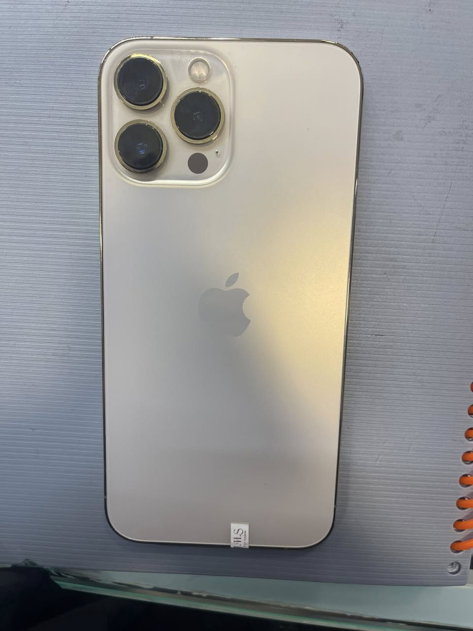 السلام عليكم ايفون 13 برو ماكس وتر بروف جهاز ما مفتوح بطاريه 92 ذاكره 256  السعر 750
***********
