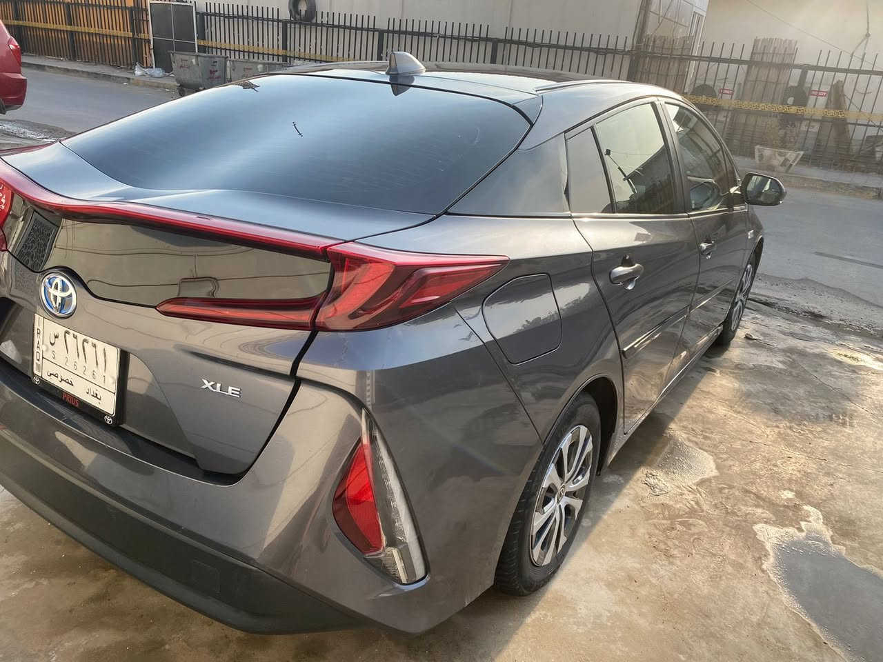 تويوتا بريوس برايم اعلى فئه موديل ٢٠٢١ شاشة جبيرة تسلا بصمة وتحكم ستيرن جهتين كشنات جلد وتدفئه كتلوكات الشركة وياها وبصمتين والشاحنة الاصليه وياها. والسيارة جاهزة للاخير حادثها جاملغ امامي وبنيد ايرباك البردة طاك والستيرن وصور الحادث مرفقه  بالمنشور وياها رقم بغداد شبه مميز مكاني بغداد اليرموك السعر ١٥٥ وبيها مجال قليل ***********
