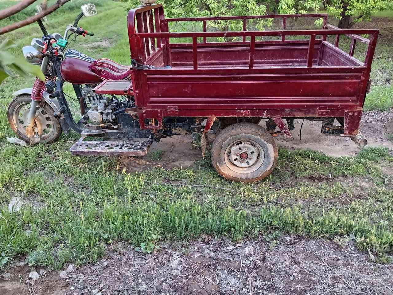 السلام عليكم ستوته للبيع تصال عله ارقم ***********
