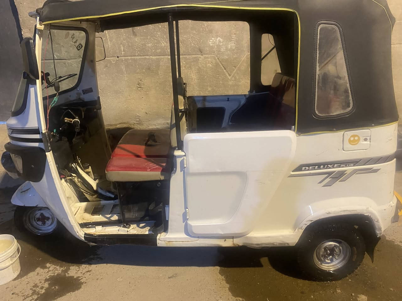 تكتك TVs مديل 2022رقم وسنويه رقم نكليزي العنوان البصره العاليه ***********
