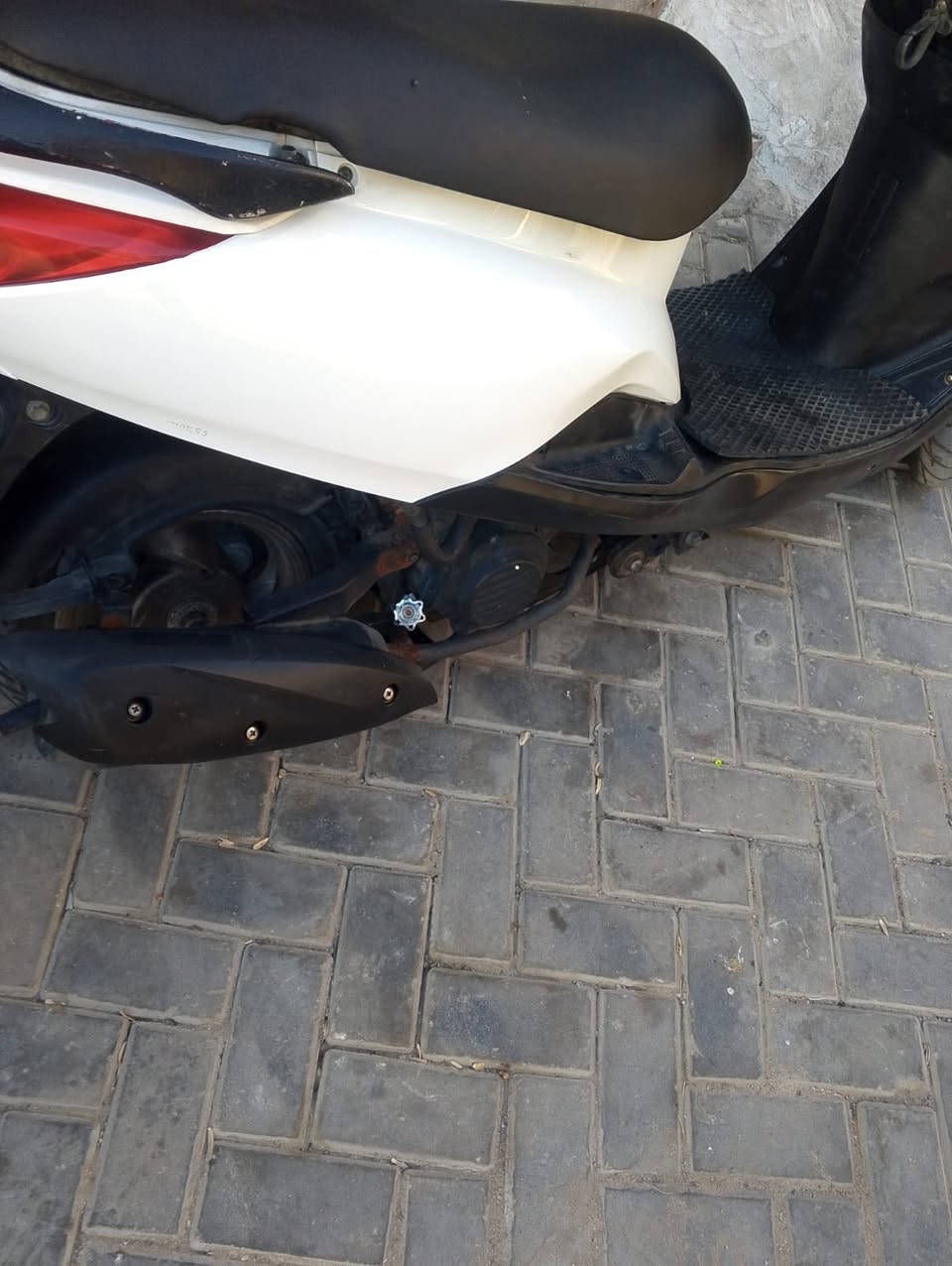 السلام عليكم بريز للبيع كفاله عامة دراجه نضيفه وشغاله لتكلي شبيها ما بيها هذه دراجه جديده وكدام عينك تجي تاخذها من باب البيت اي نقص ما بيها خير من الله رايدها ب650 بالعافيه على الياخذها العنوان بغداد الاعظمية


**إذا كنت صاحب هذا الإعلان وتريد حذفه لأي سبب، رجاءا أرسل رسالة إلى الدعم الفني**