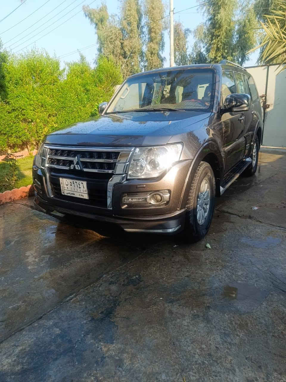 سلام عليكم
باجيرو 2010 محدثه 2017  مكينه 3500 مصبوغه عام مكفوله من الجفية والگلبة رقم بغداد بأسمي شادلها منظومه غاز جديدة . تخم تاير  , تبريد شغال ثلج ,تدفئه شغاله   مكينتها بيها تنقيص قليل السعر 110 وبي مجال  ***********  مكاني ديالى بعقوبه
