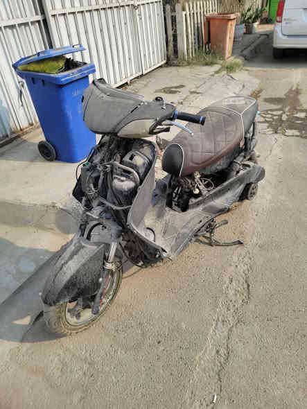 السلام عليكم
للبيع سكنس نثيه كوم حديد مكينه 58,5
مكاني بغداد حي اور 
ما متوفر مازنجر ***********
