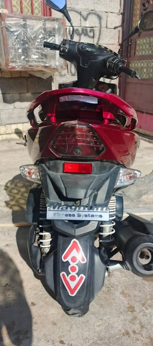 السلام عليكم مرخصة الادمن ثعلب GTRحديث للبيع مكفولة اني منزلها من الرمبة كلش نظيفة مامتعبها مثل ما بالصورة السعر مليون ومية *********** مكاني مدينة الصدر
