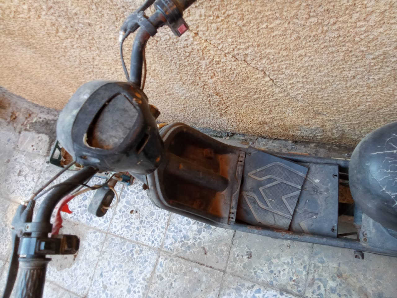 دراجة البيع 100الف وبية مجال البطارية منتهية
***********
